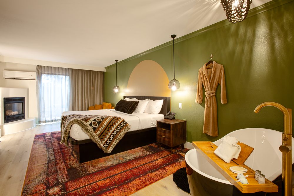 King Suite with Soaking Tub, Fireplace and Patio